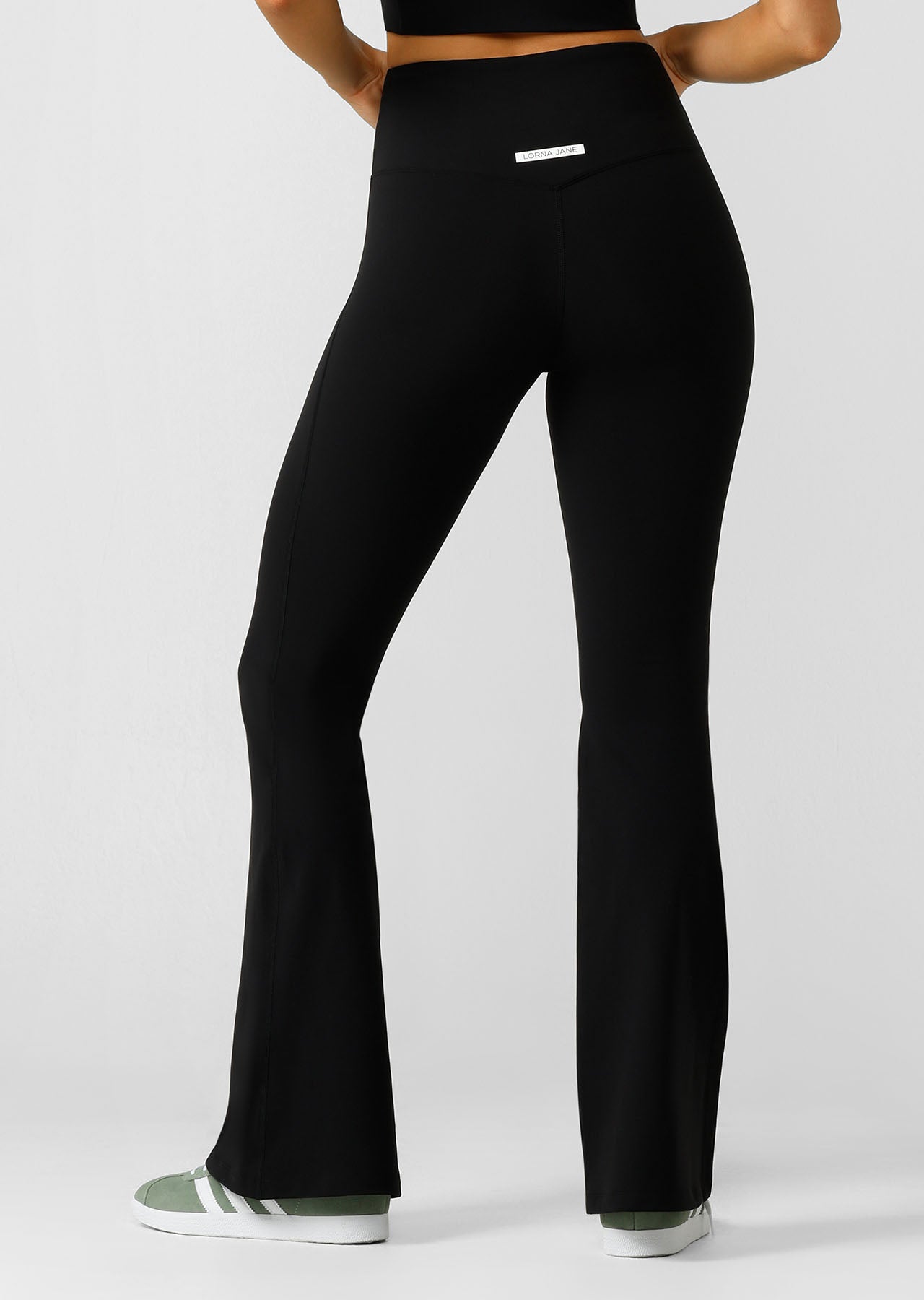Lorna Jane Effortless Phone Pocket Flared Leggings - Black