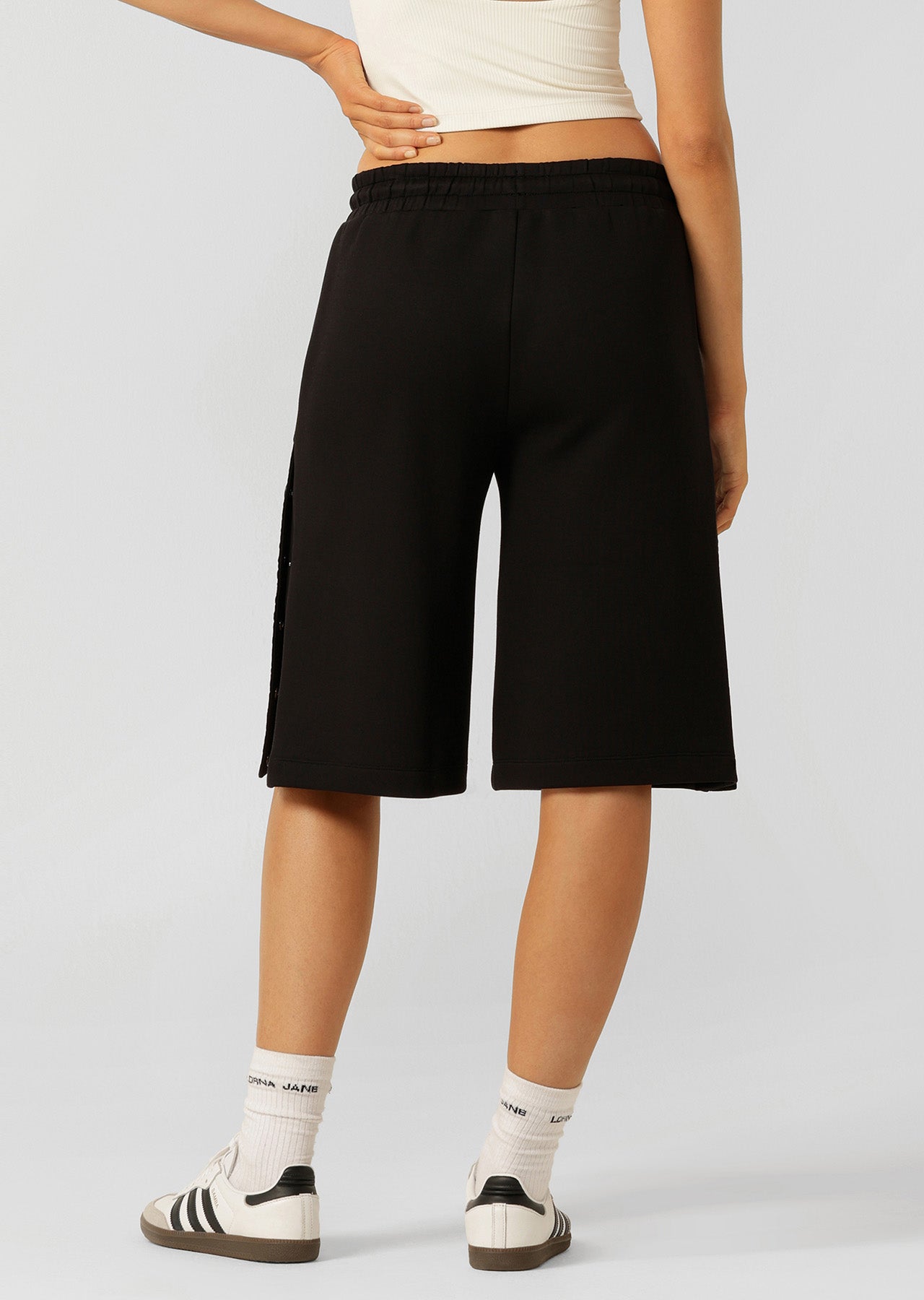 Lorna Jane Snap To It 3/4 Shorts - Black