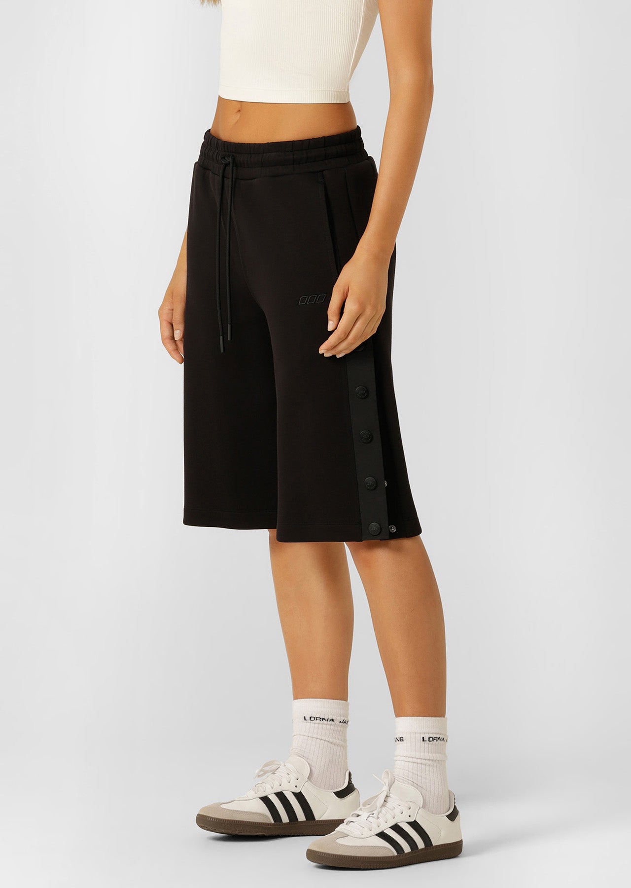 Lorna Jane Snap To It 3/4 Shorts - Black