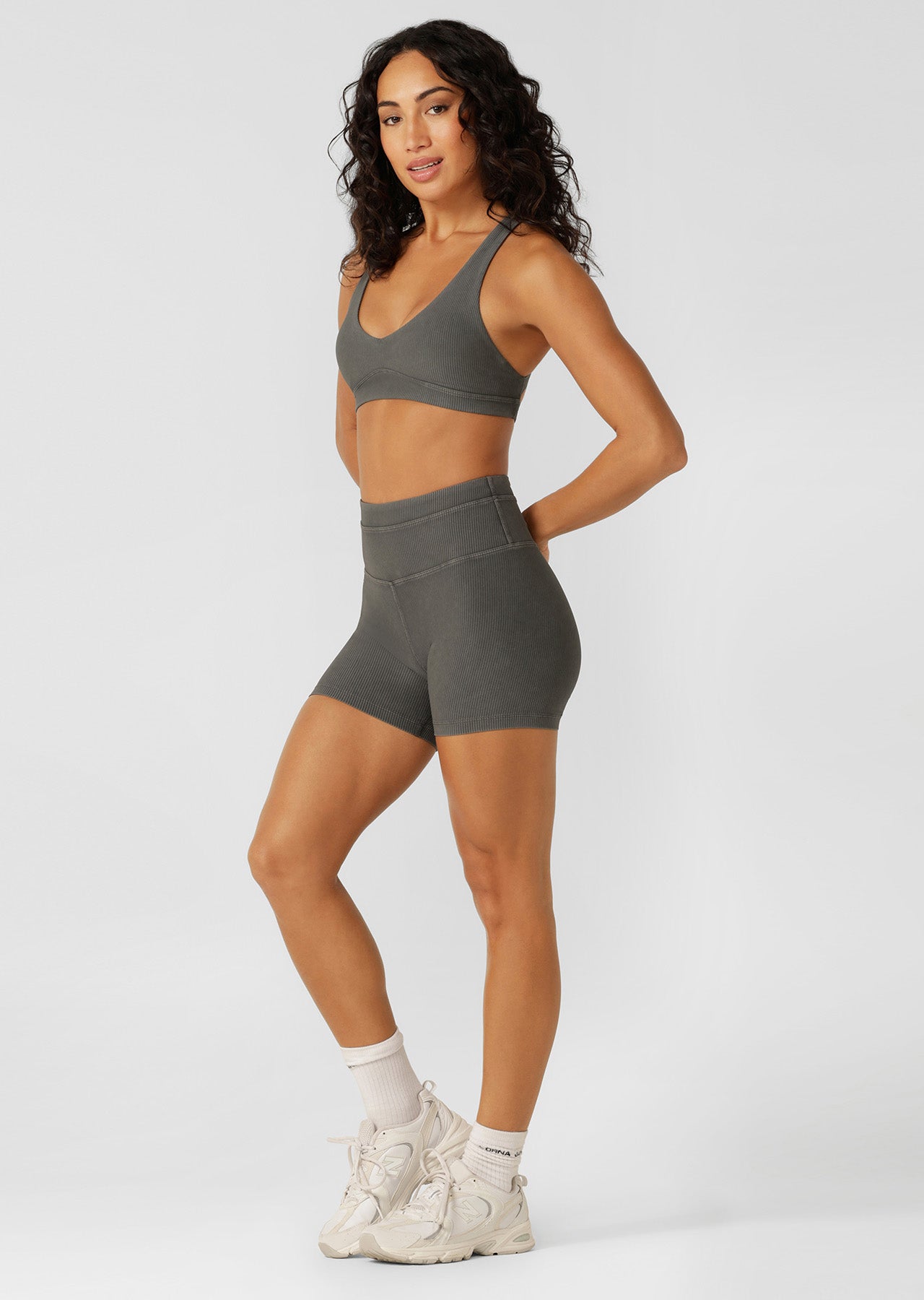 Lorna Jane Perform Washed Rib Sports Bra - Washed Khaki Haze