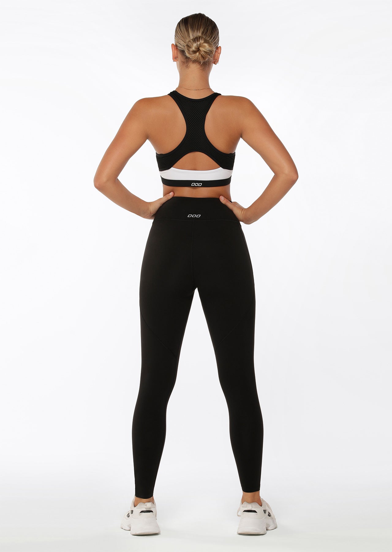 Lorna Jane Pushing Limits Sports Bra - Black/White