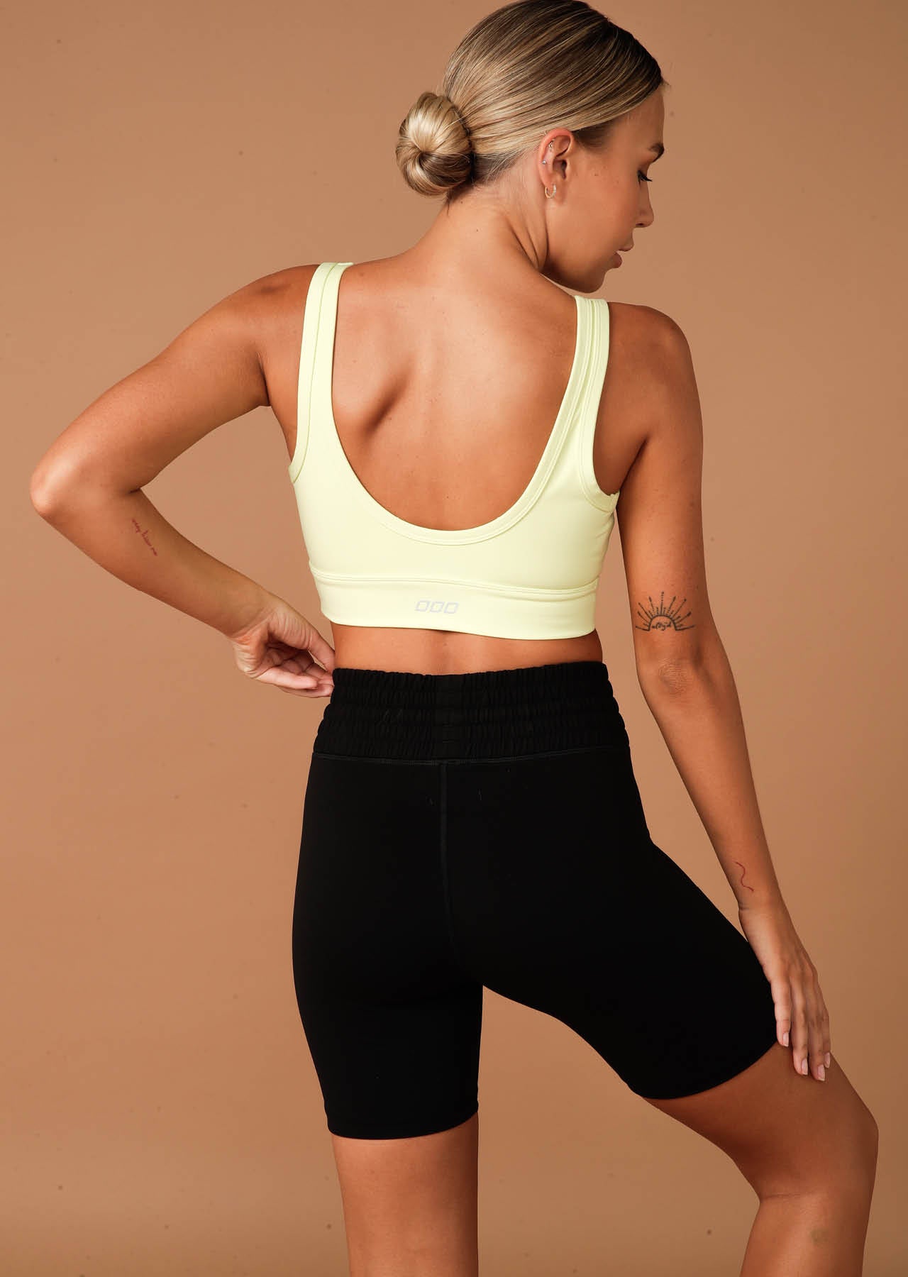 Lorna Jane Kimmy Active Longline Sports Bra - Lime Cordial