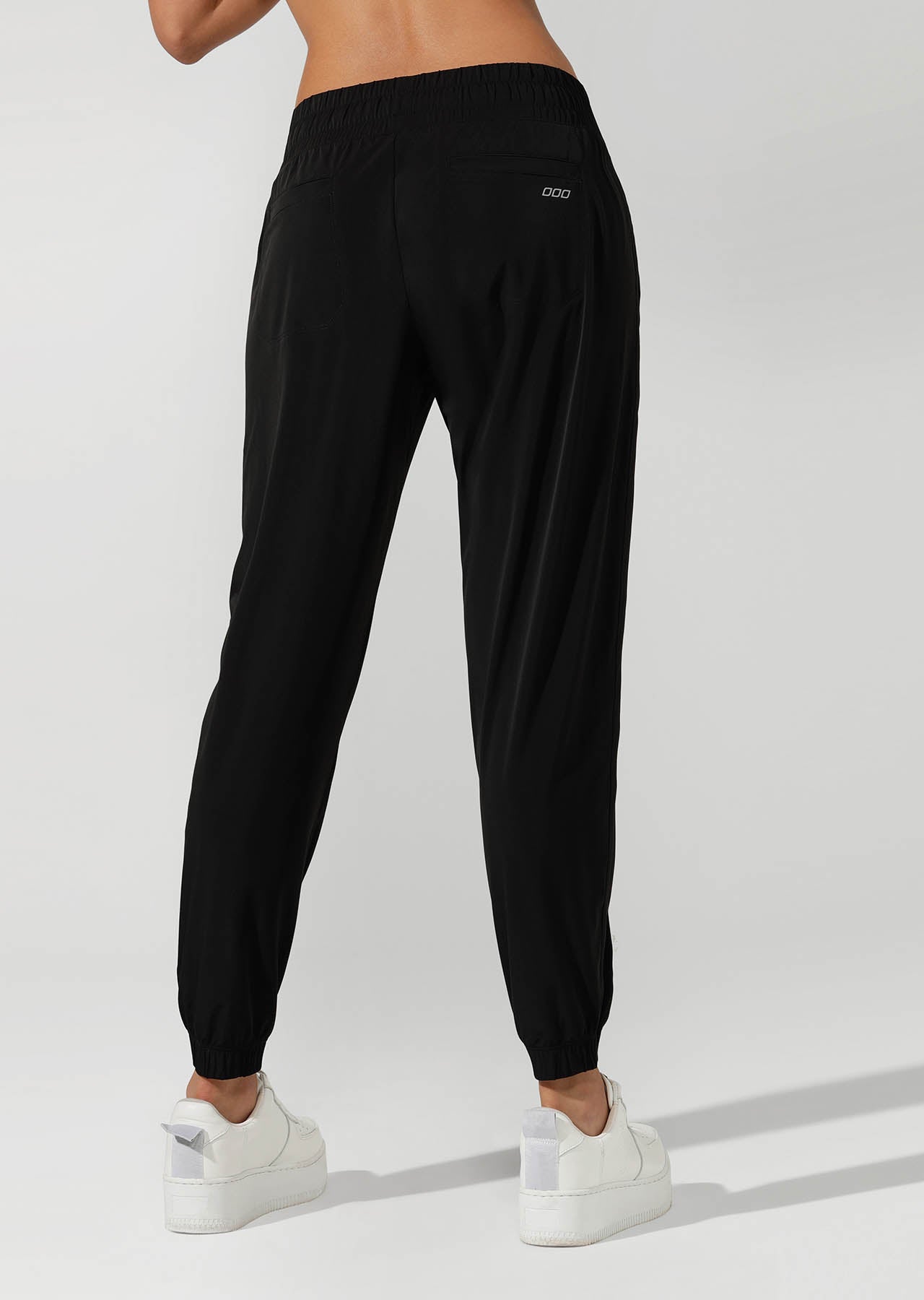 Lorna Jane Barre Ankle Biter Active Pants - Black