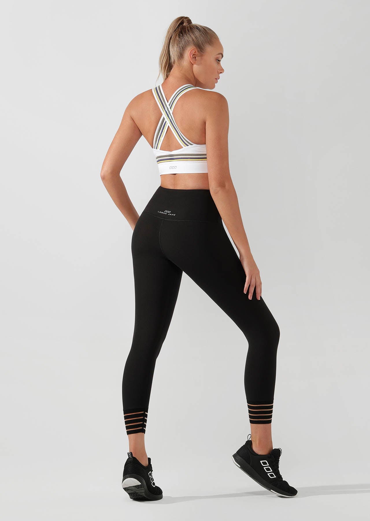 Lorna Jane Comfort And Coverage Sports Bra - White