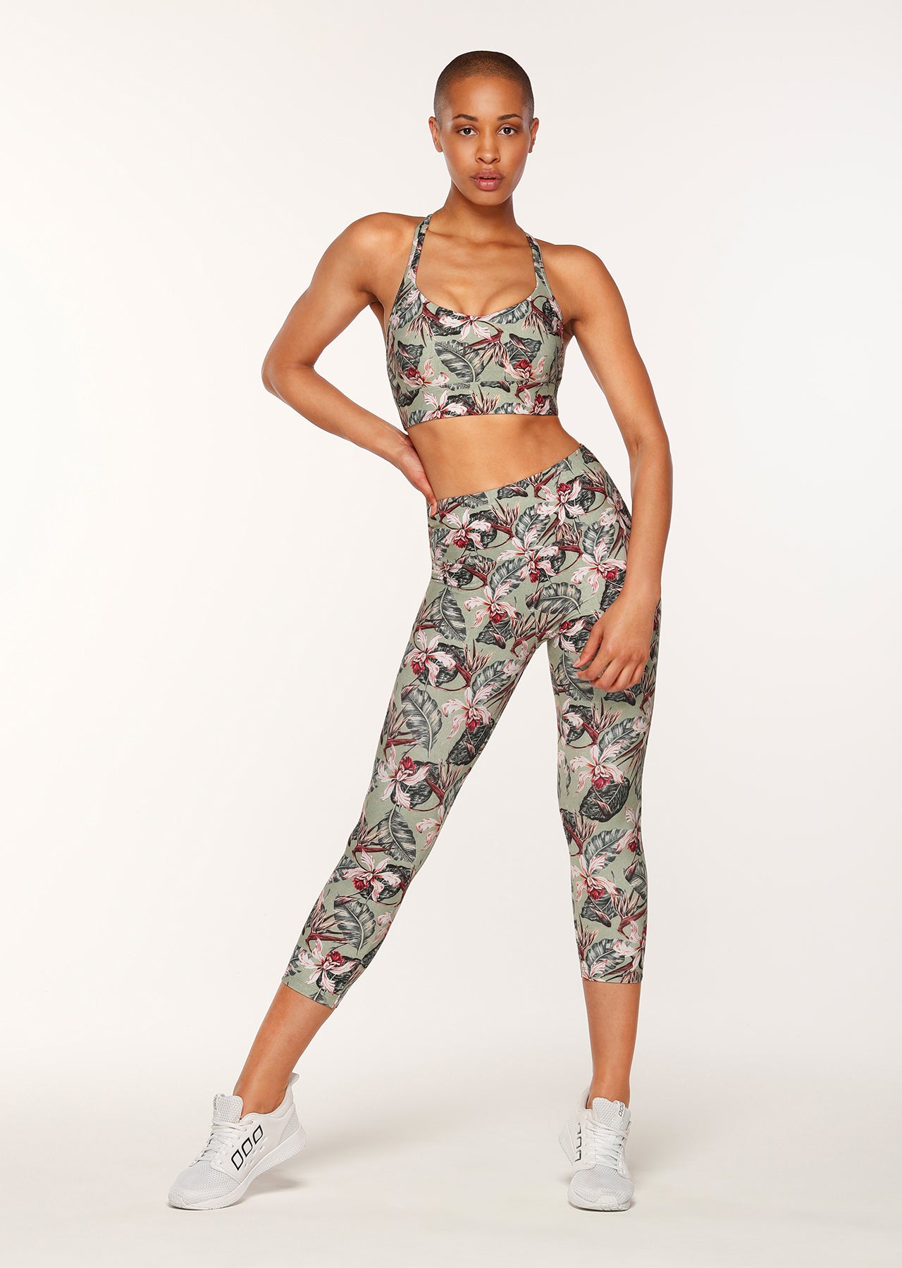 Lorna Jane Compress And Compact Sports Bra - Vintage Bloom Print