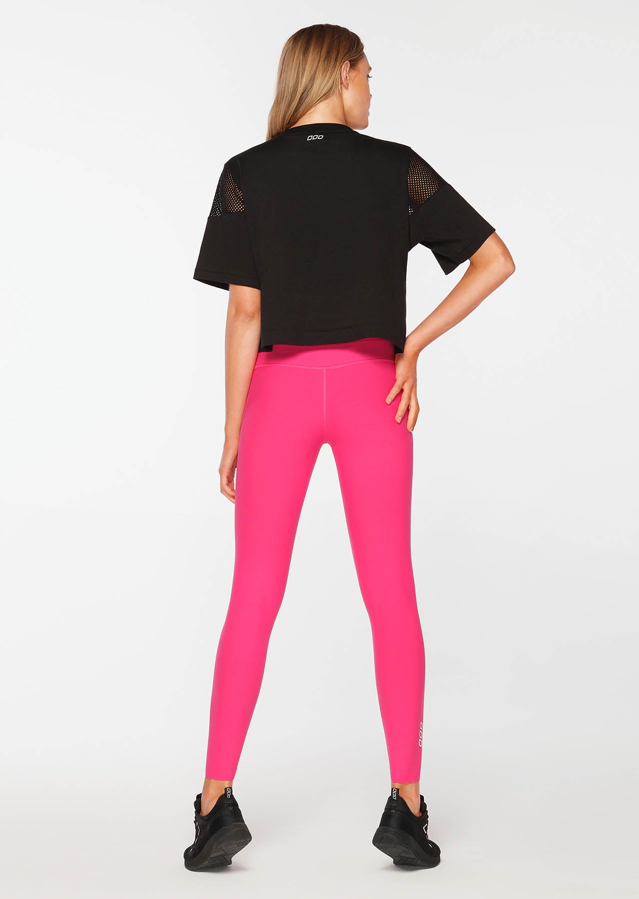 Lorna Jane Cropped Street Tee - Black