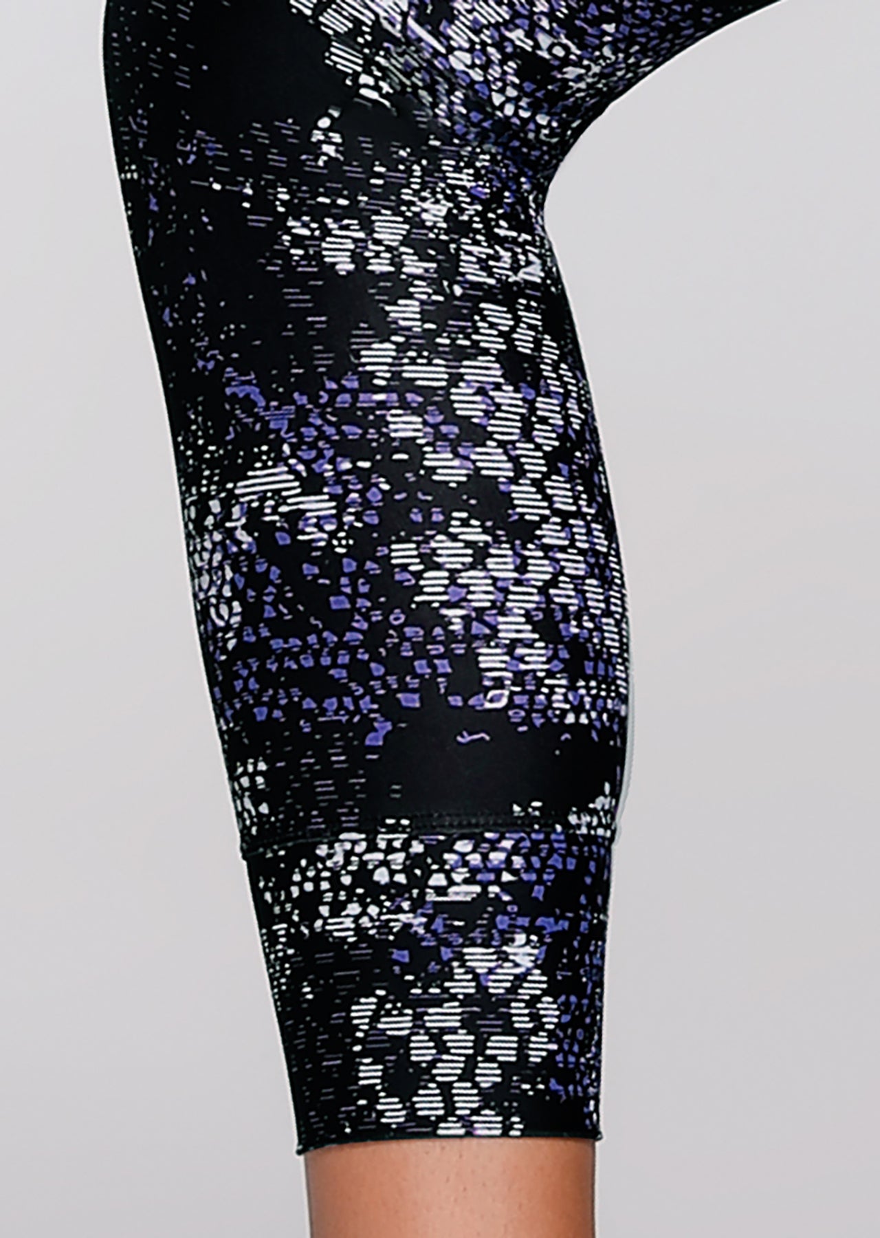 Lorna Jane Crusher Core Ankle Biter Tight - Crusher Print