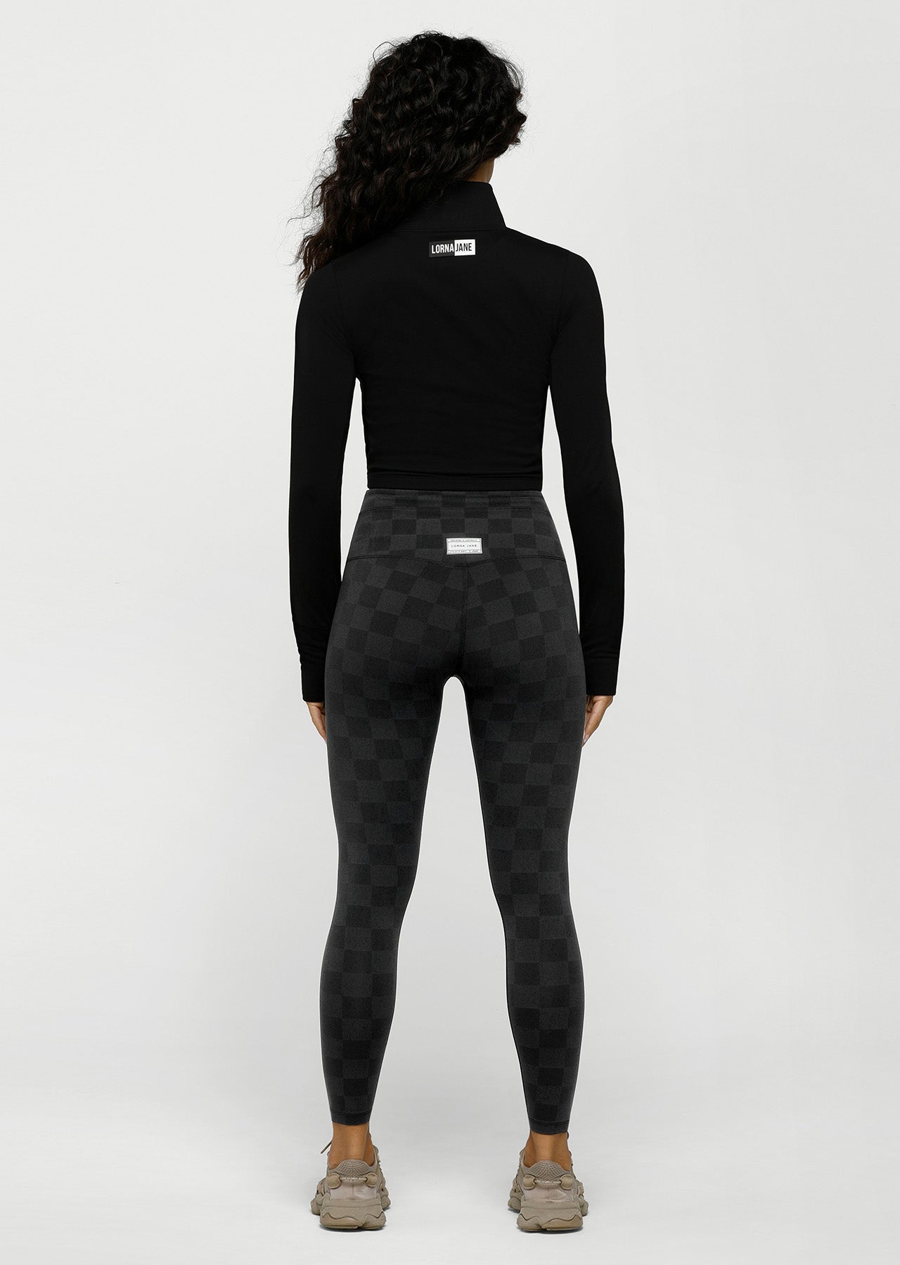 Lorna Jane Functional Thermal Cropped Zip Through - Black