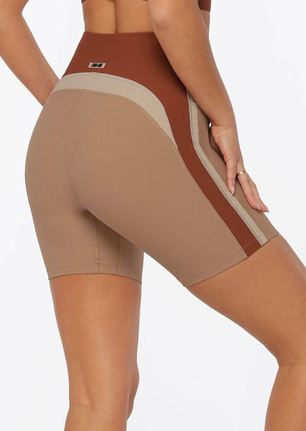 Lorna Jane Grounded Rib Bike Shorts - Walnut