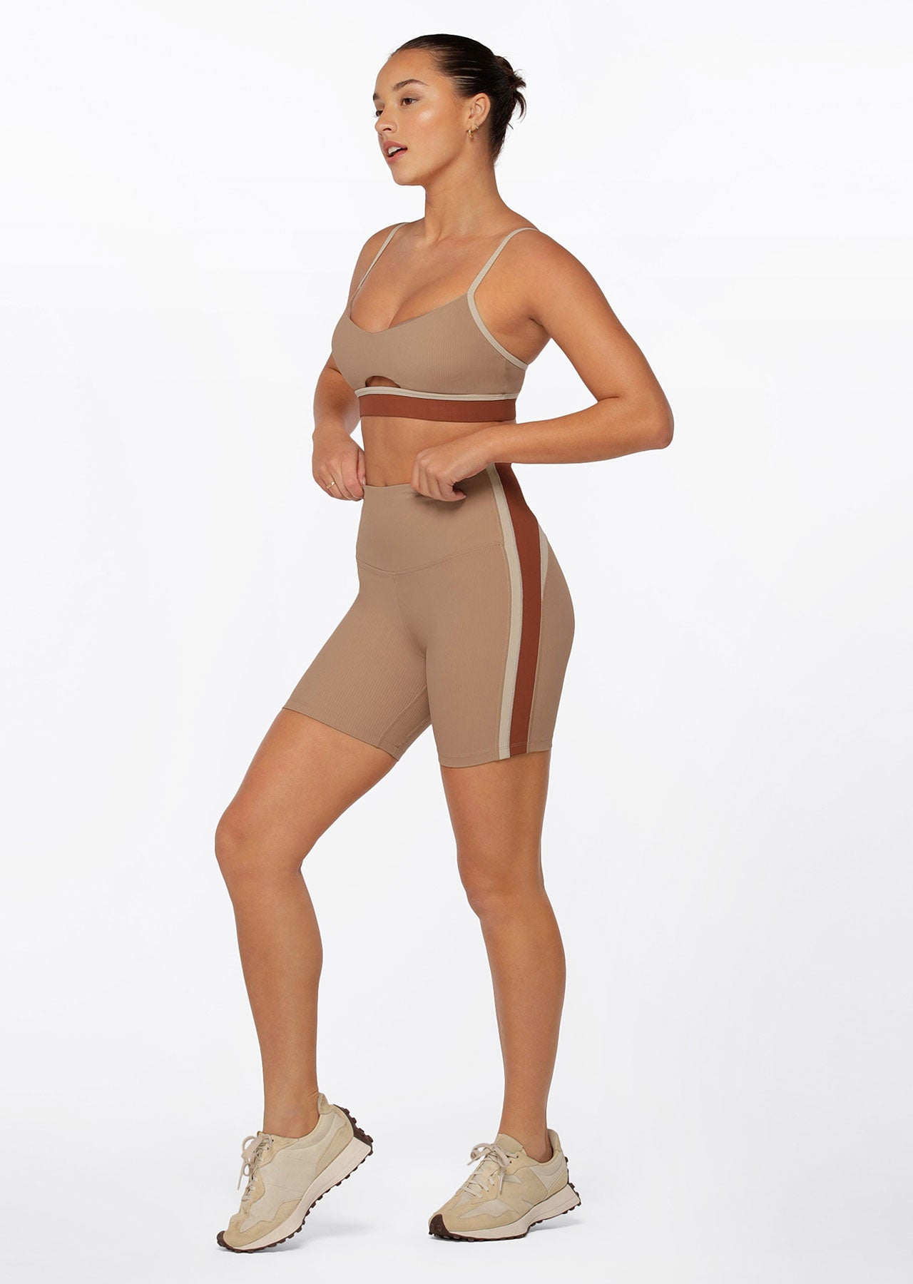 Lorna Jane Grounded Rib Sports Bra - Walnut