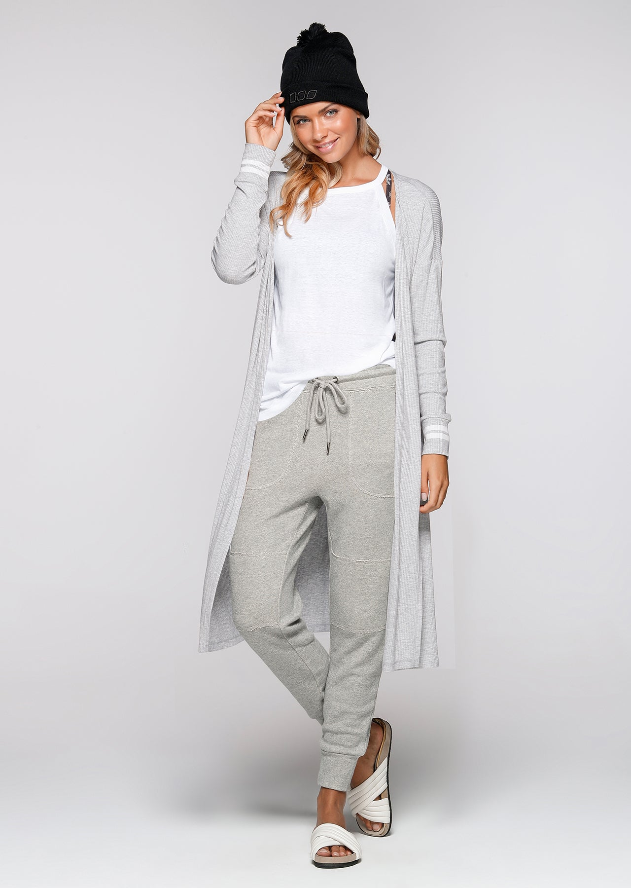 Lorna Jane LJ Classic Beanie - Black