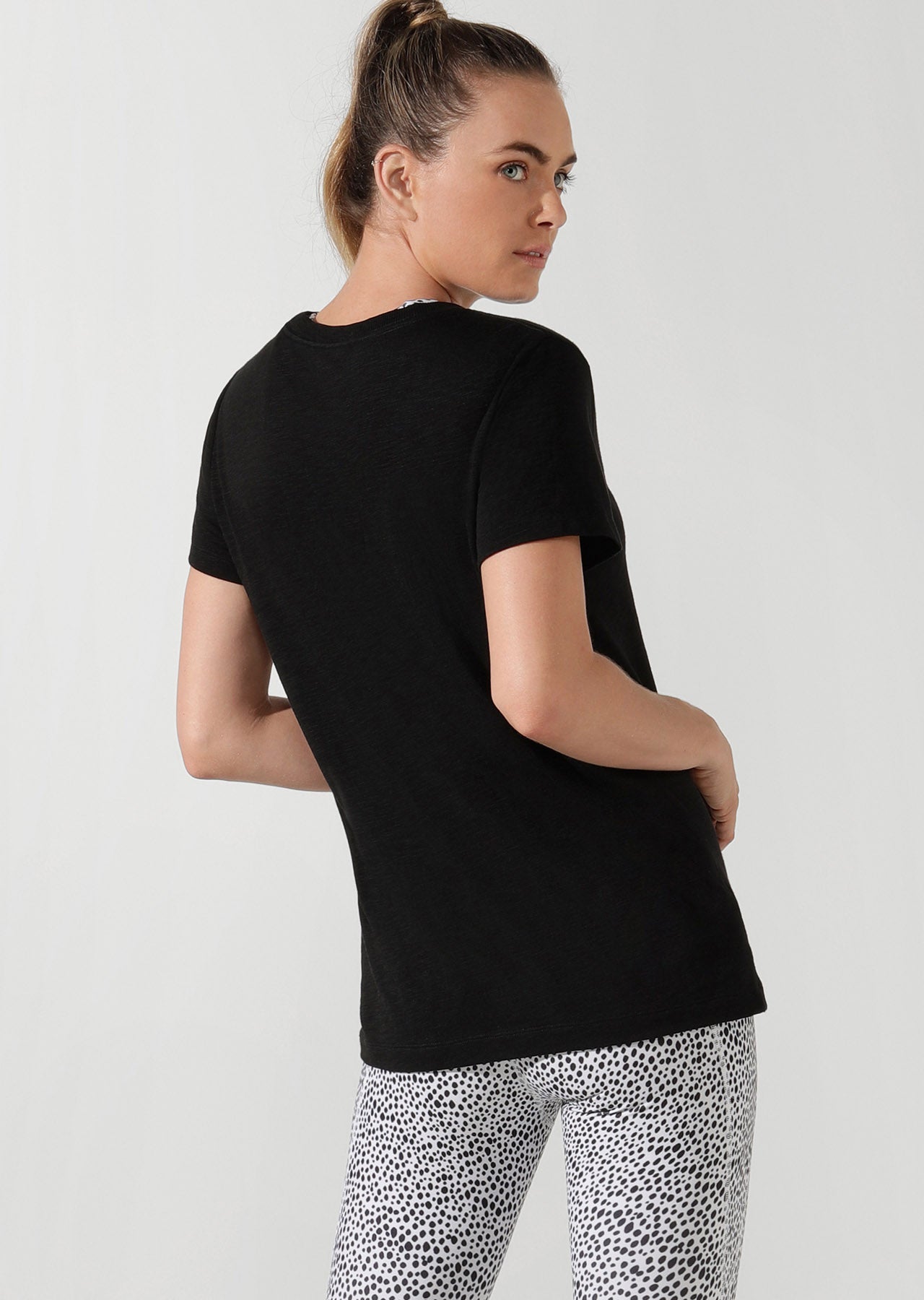 Lorna Jane Luxe Boyfriend Tee - Black