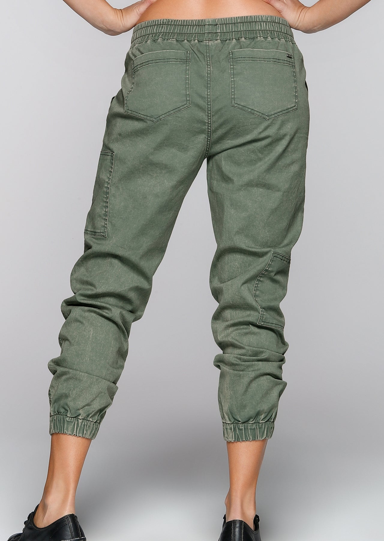 Lorna Jane On The Go F/L Pants - Light Khaki