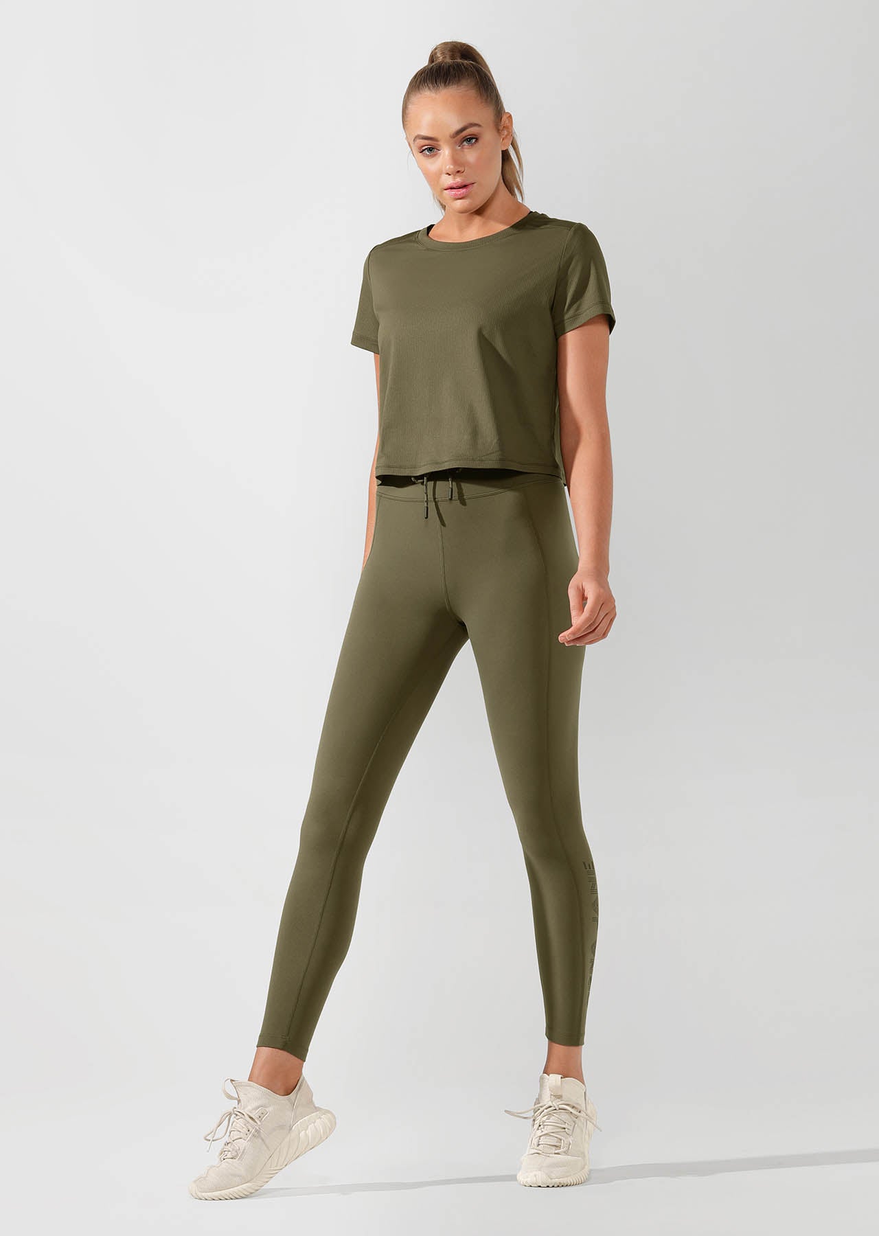 Lorna Jane Performance Cropped Active Tee - Pale Olive