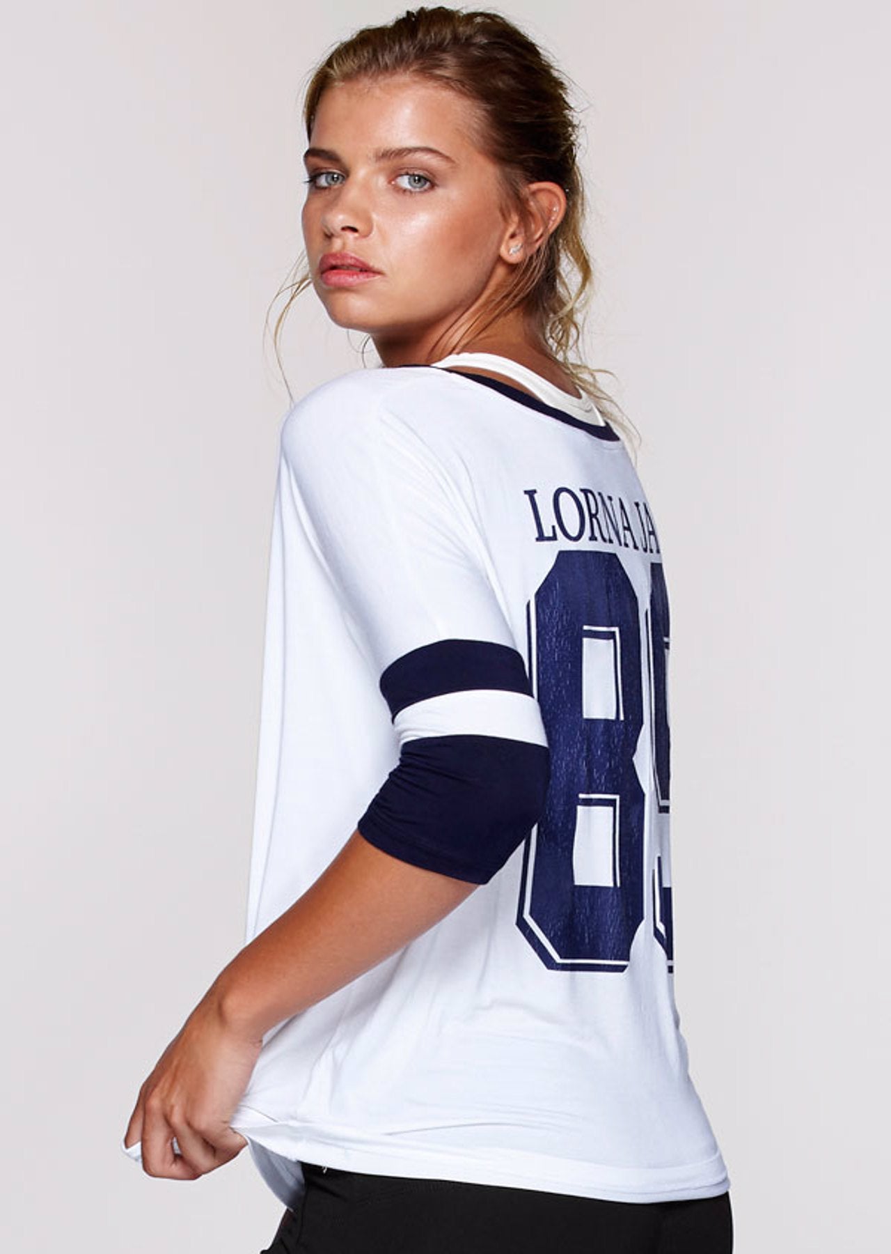 Lorna Jane Retro LJ Cropped Slv Top - White