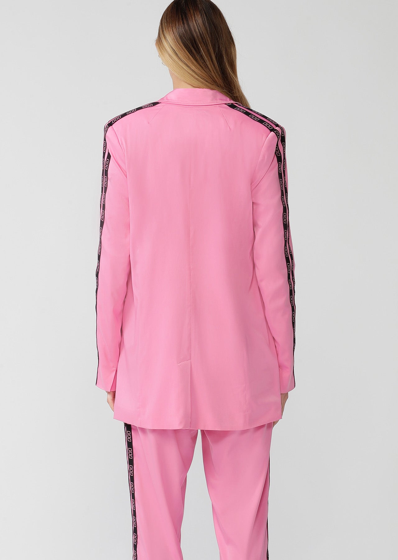 Lorna Jane Satin Street Style Blazer - Milkshake