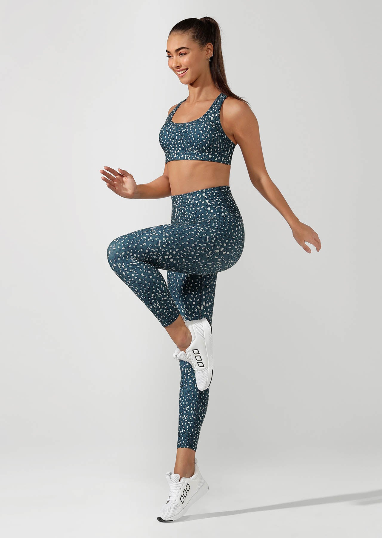 Lorna Jane Wild Sports Bra - Wild Print