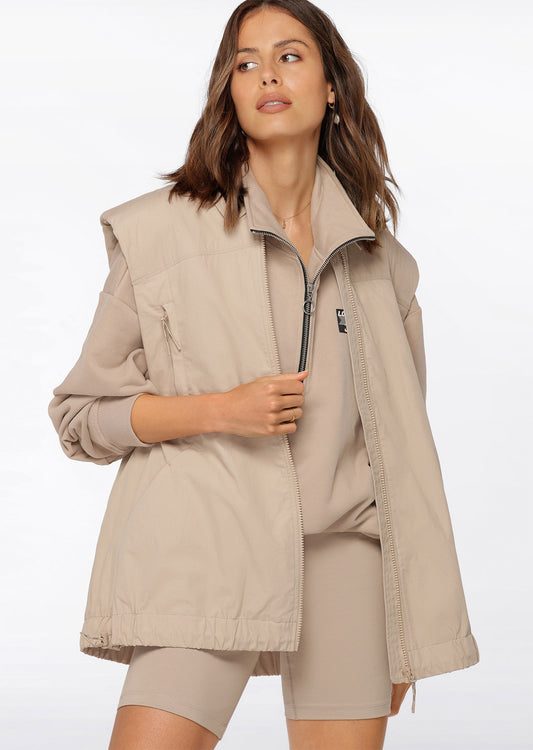 Lorna Jane Throw Over Sleeveless Jacket - Off White