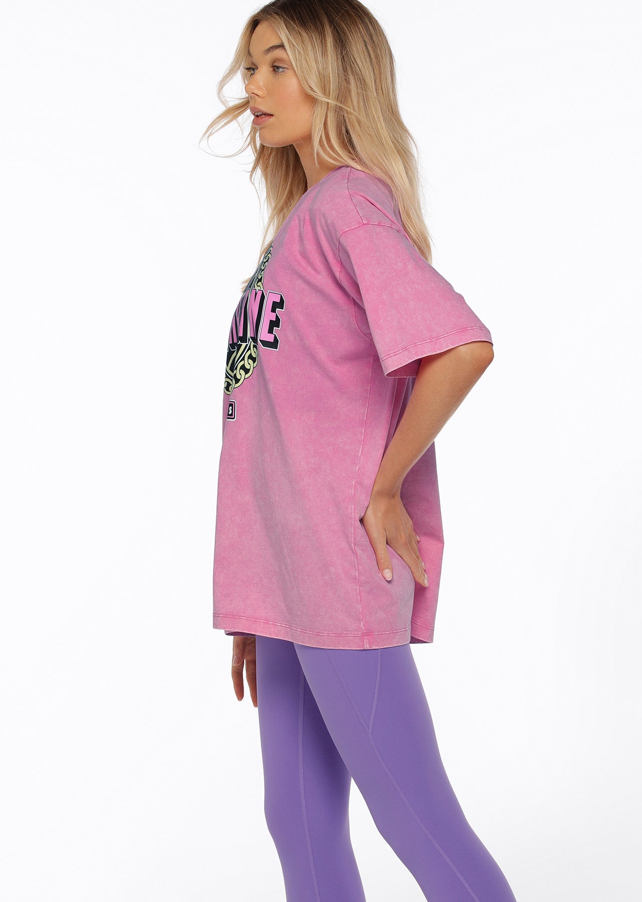 Lorna Jane Chain Boyfriend Tee - Washed Hyper Peony