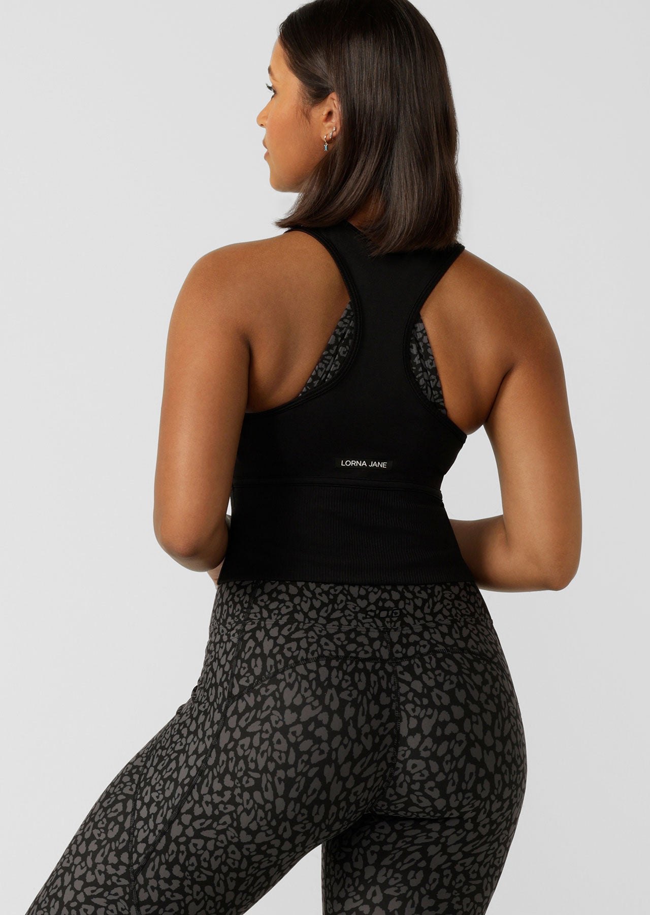 Lorna Jane Seamless Contour Cropped Tank - Black