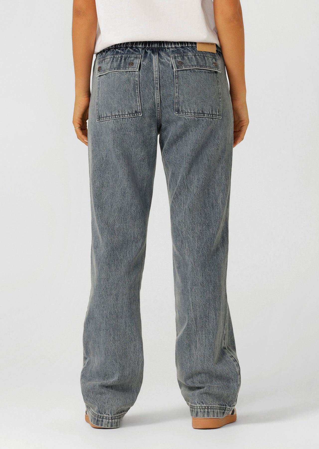 Lorna Jane Two Tone Denim Flashdance Pants - Washed Denim