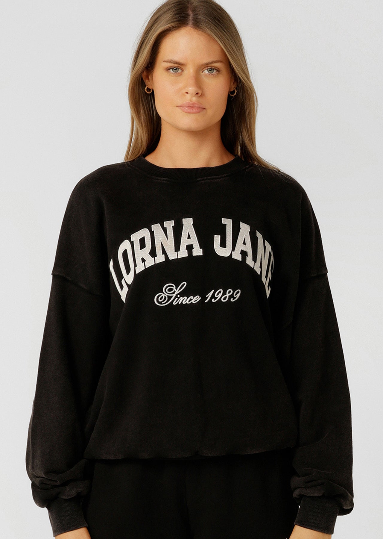 Lorna Jane New Sport Washed Sweatshirt - Washed Black