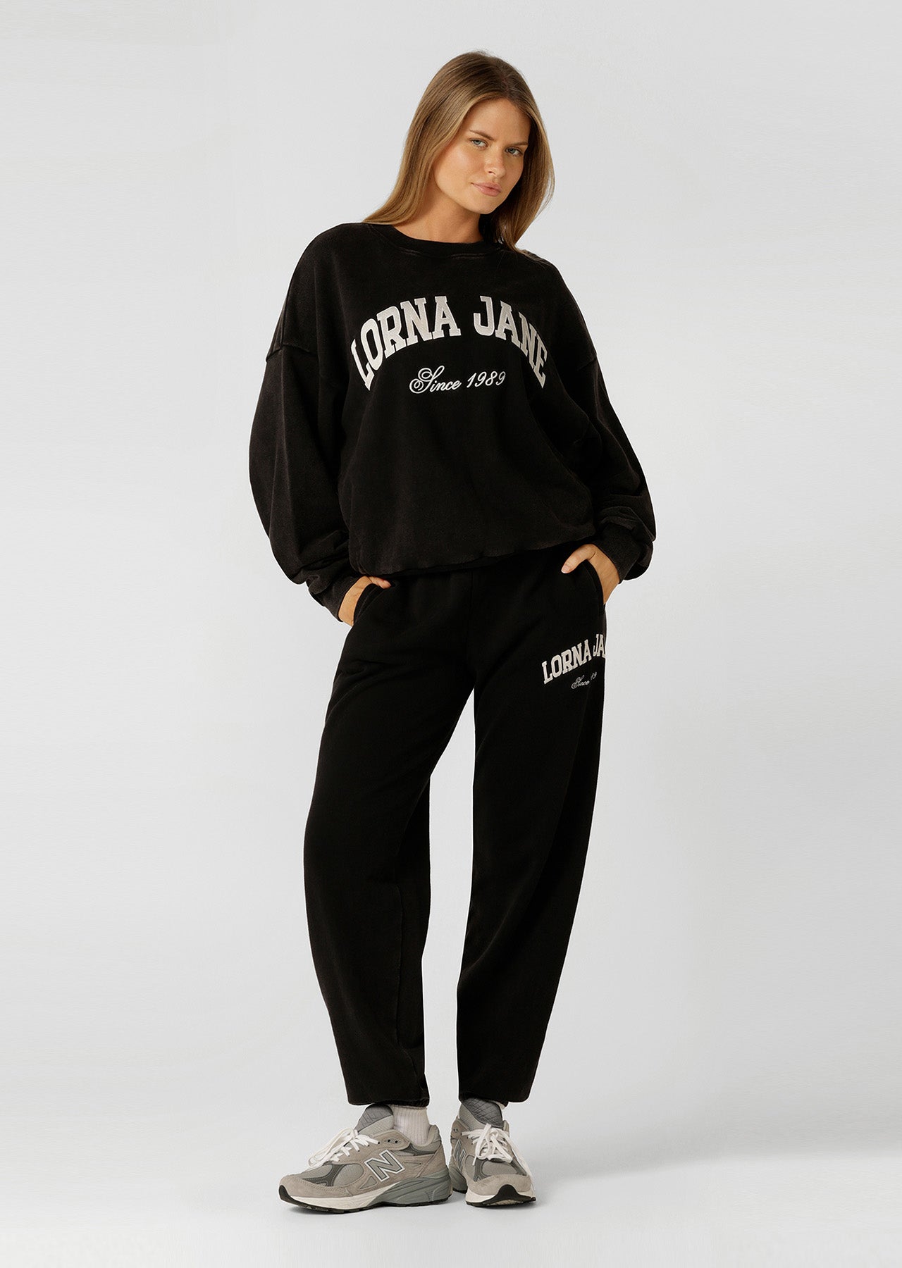 Lorna Jane New Sport Washed Sweatshirt - Washed Black
