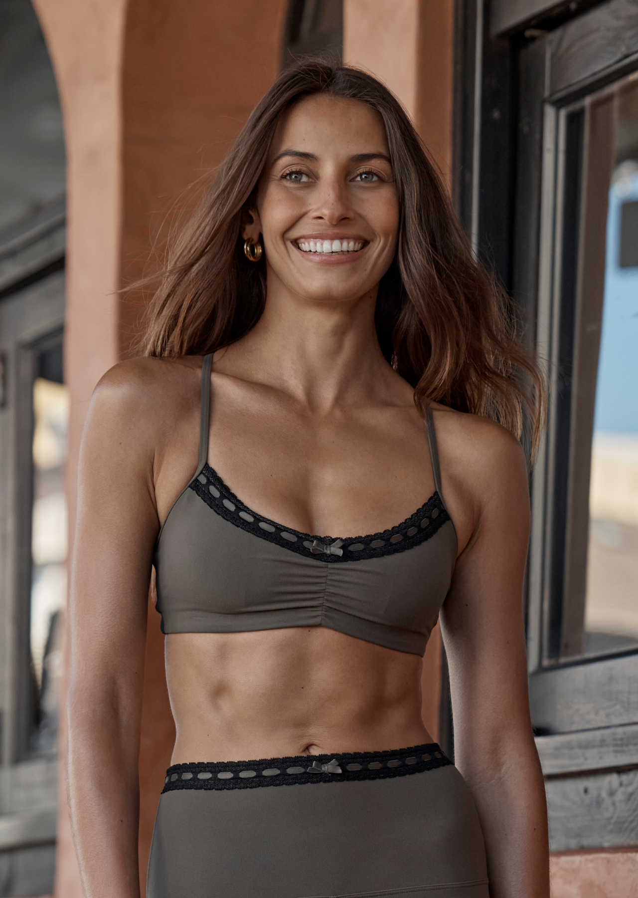 Lorna Jane In The Moment Bralette - Dark Khaki Haze
