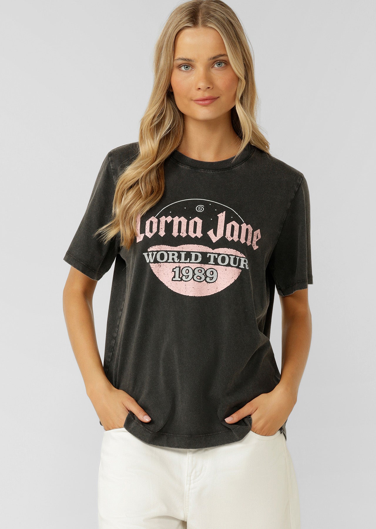 Lorna Jane On Tour Washed Relaxed T-Shirt - Washed Black