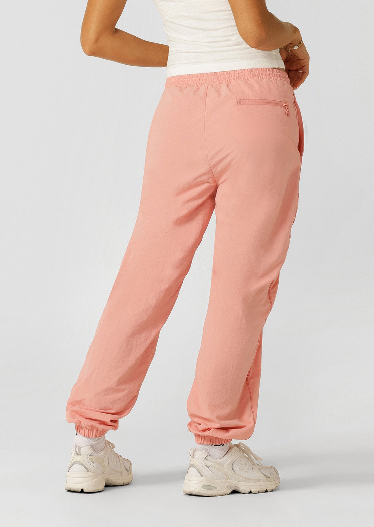 Lorna Jane Outdoor Rec Trackpants - Pale Quartz Pink