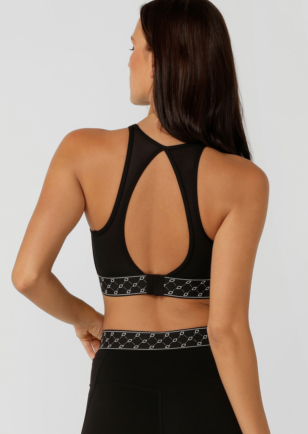 Lorna Jane Stand Out High Support Sports Bra - Recycled Black