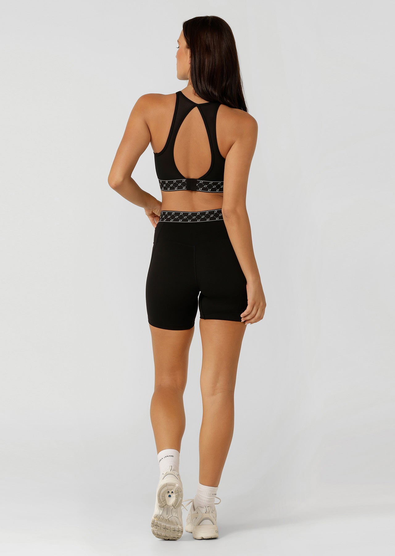Lorna Jane Stand Out High Support Sports Bra - Recycled Black