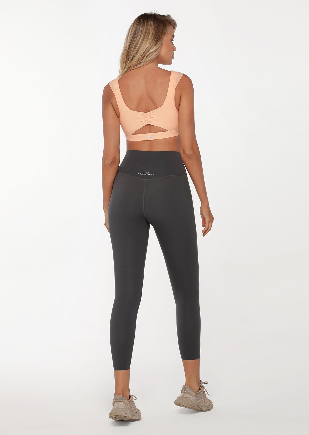 Lorna Jane Accentuate Sports Bra - Peachy Keen