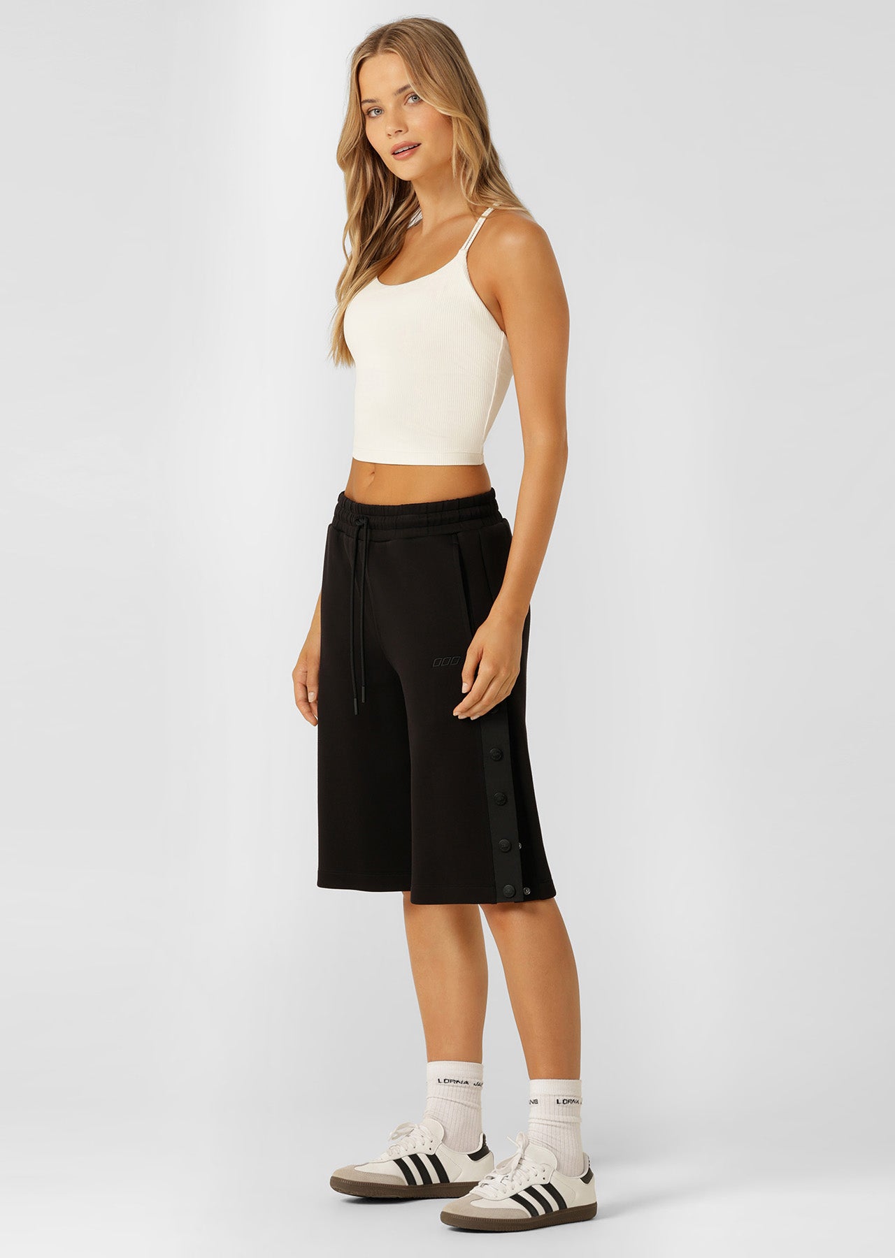 Lorna Jane Snap To It 3/4 Shorts - Black