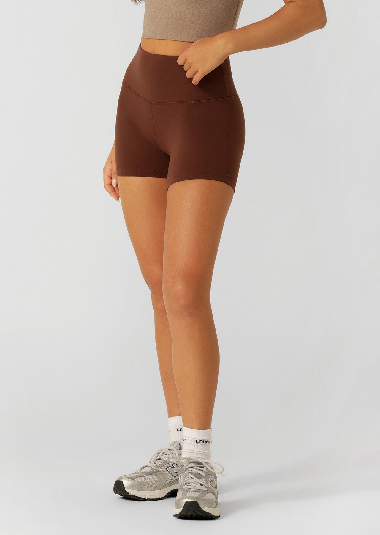 Lorna Jane Limited Edition Lotus No Chafe 12cm Bike Shorts - Truffle