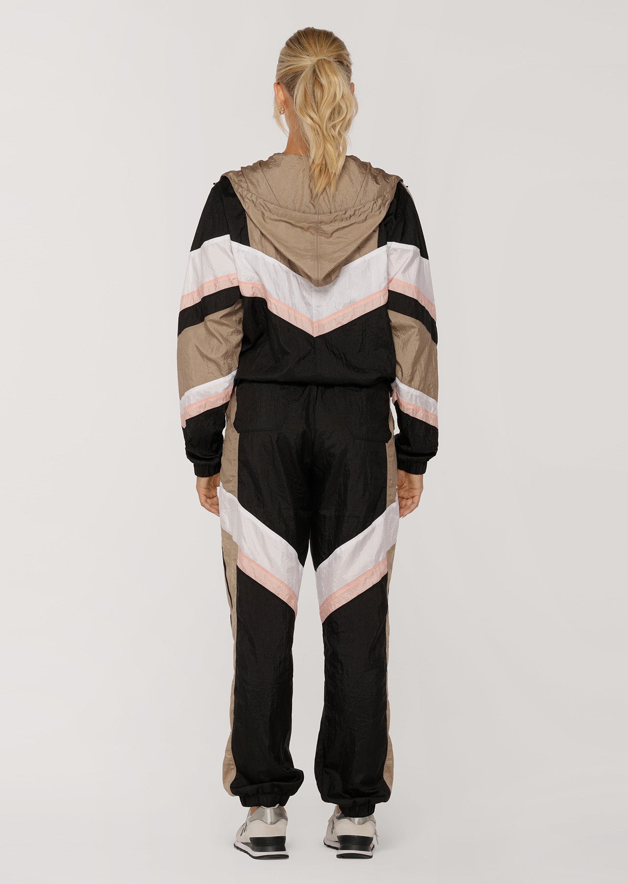 Lorna Jane Get Physical Colourblock Active Jacket - Dark Off White Multi