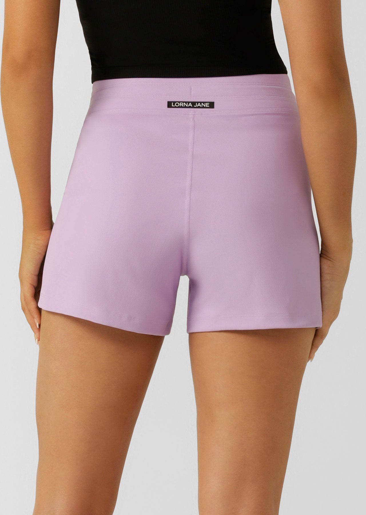 Lorna Jane Pace It Rib Kick Shorts - Soft Lilac