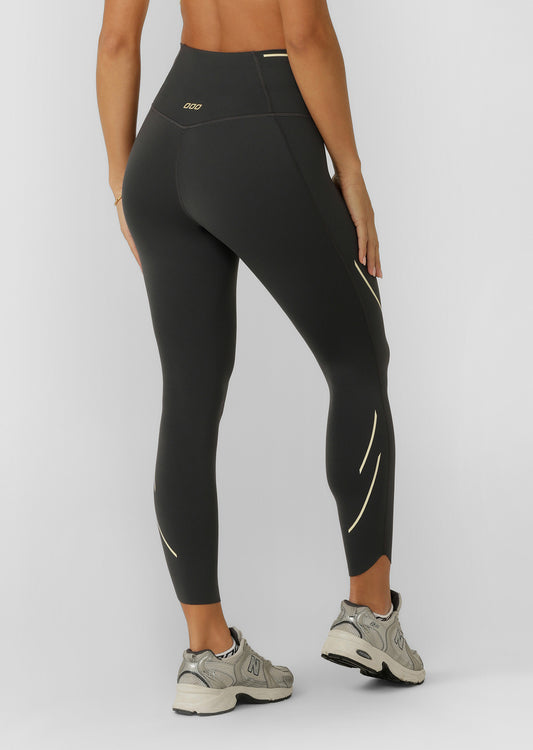 Lorna Jane Dash No Chafe Ankle Biter Leggings - Titanium