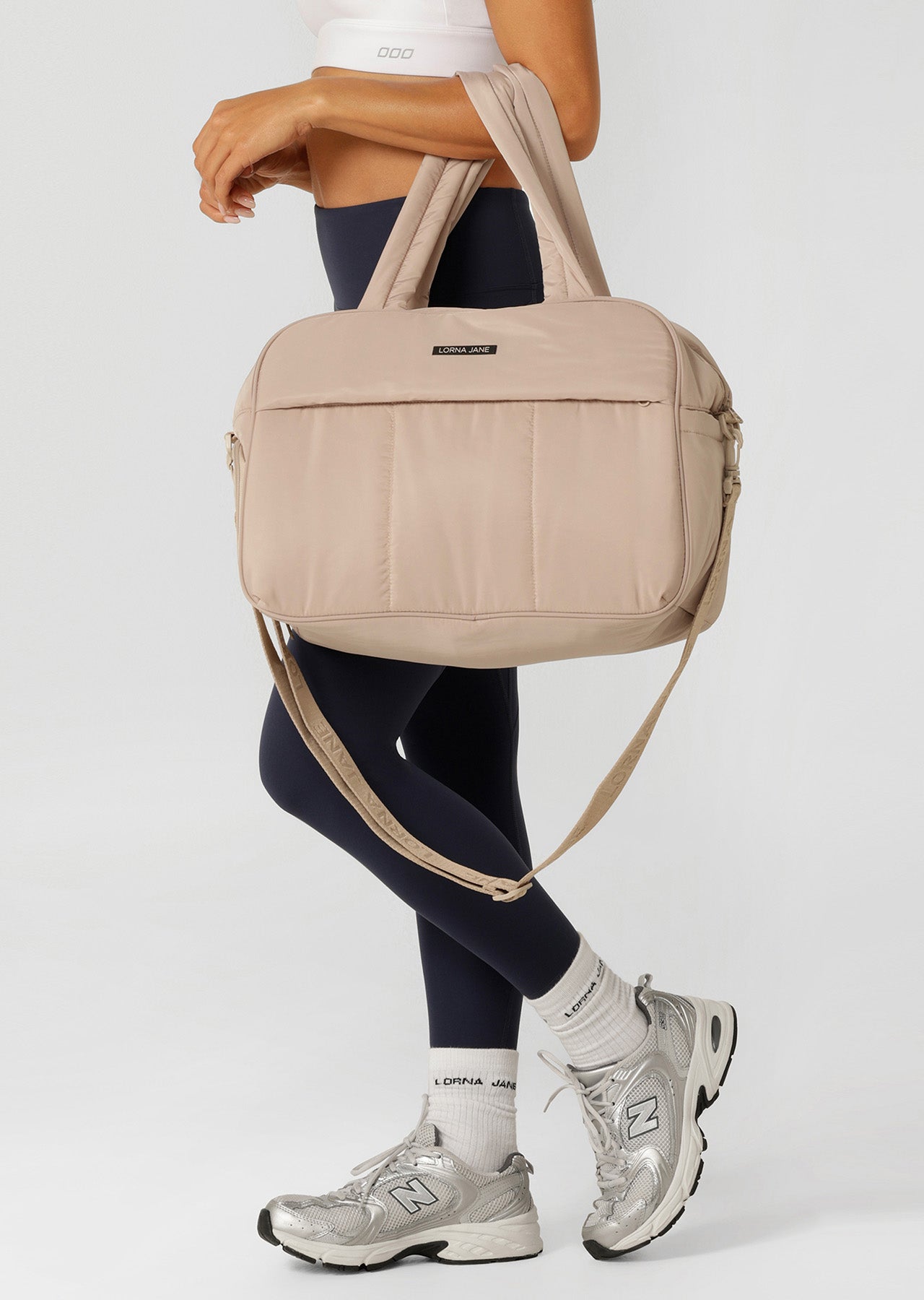 Lorna Jane LJ Duffle Bag - Latte