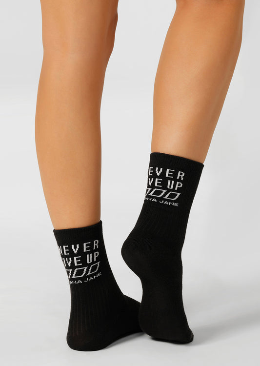 Lorna Jane Never Give Up Arch Support Crew Socks - Black
