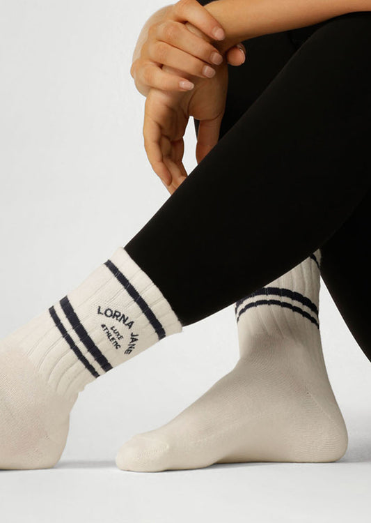 Lorna Jane Lotus Crew Socks - Porcelain/Ash Blue