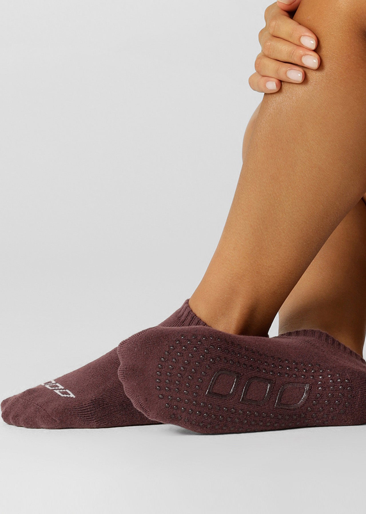 Lorna Jane 2PK Icon Pilates Grip Socks - Black & Amethyst Shadow