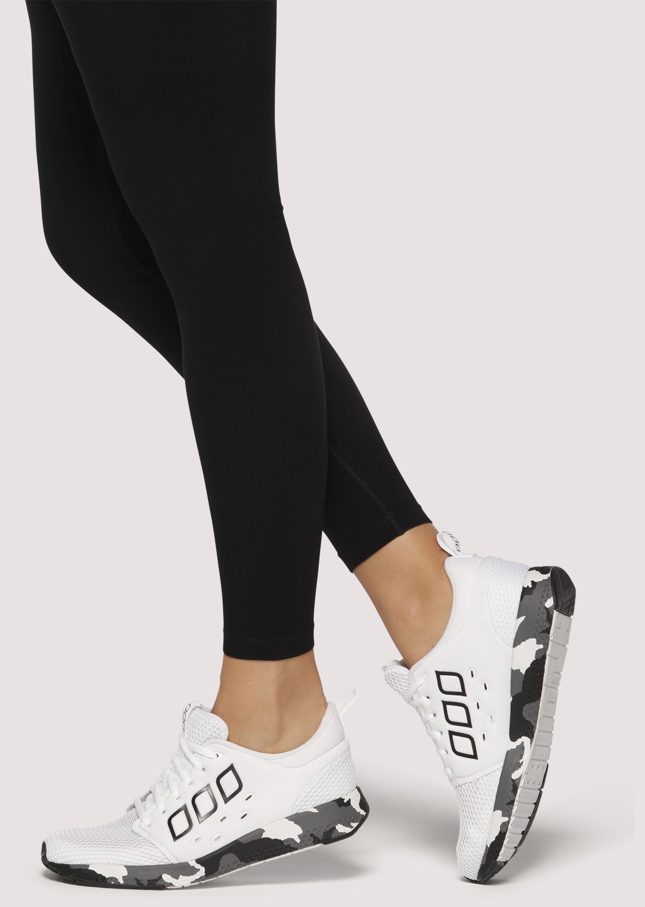 Lorna Jane Elevate Blaze 1.8 - White/Camo