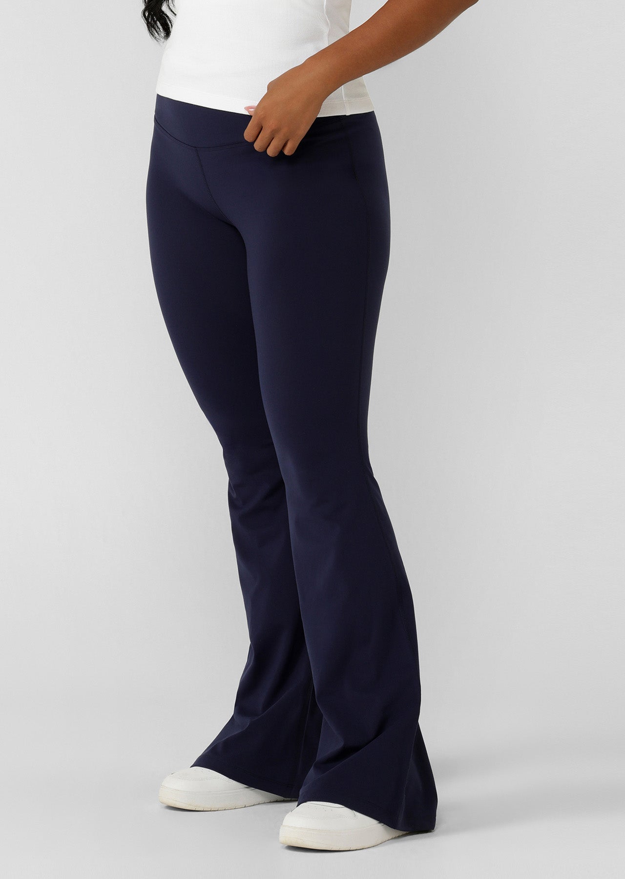 Lorna Jane Lotus Flared Leggings - French Navy