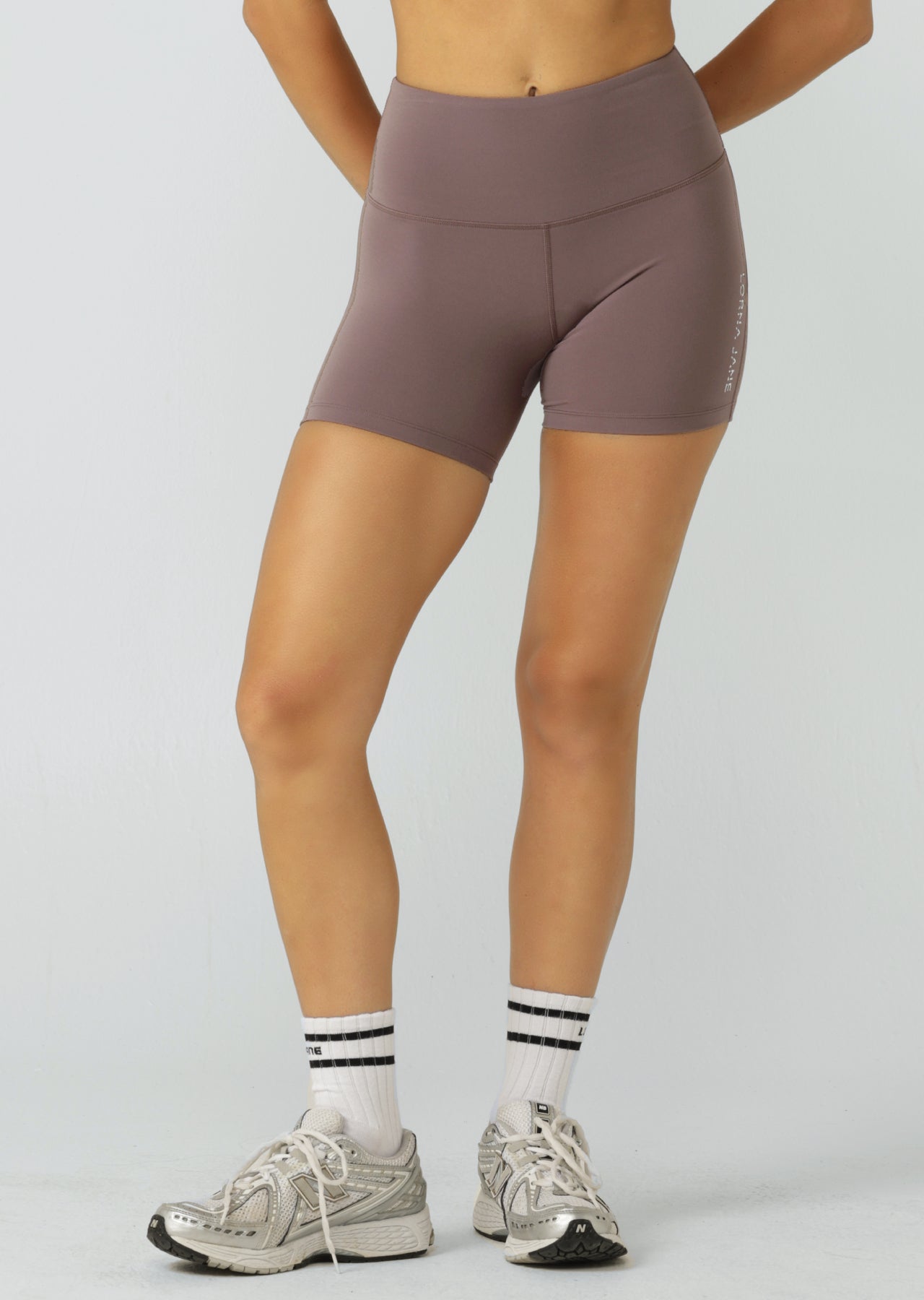 Lorna Jane Lotus No Chafe Phone Pocket 12cm Bike Shorts - Stone