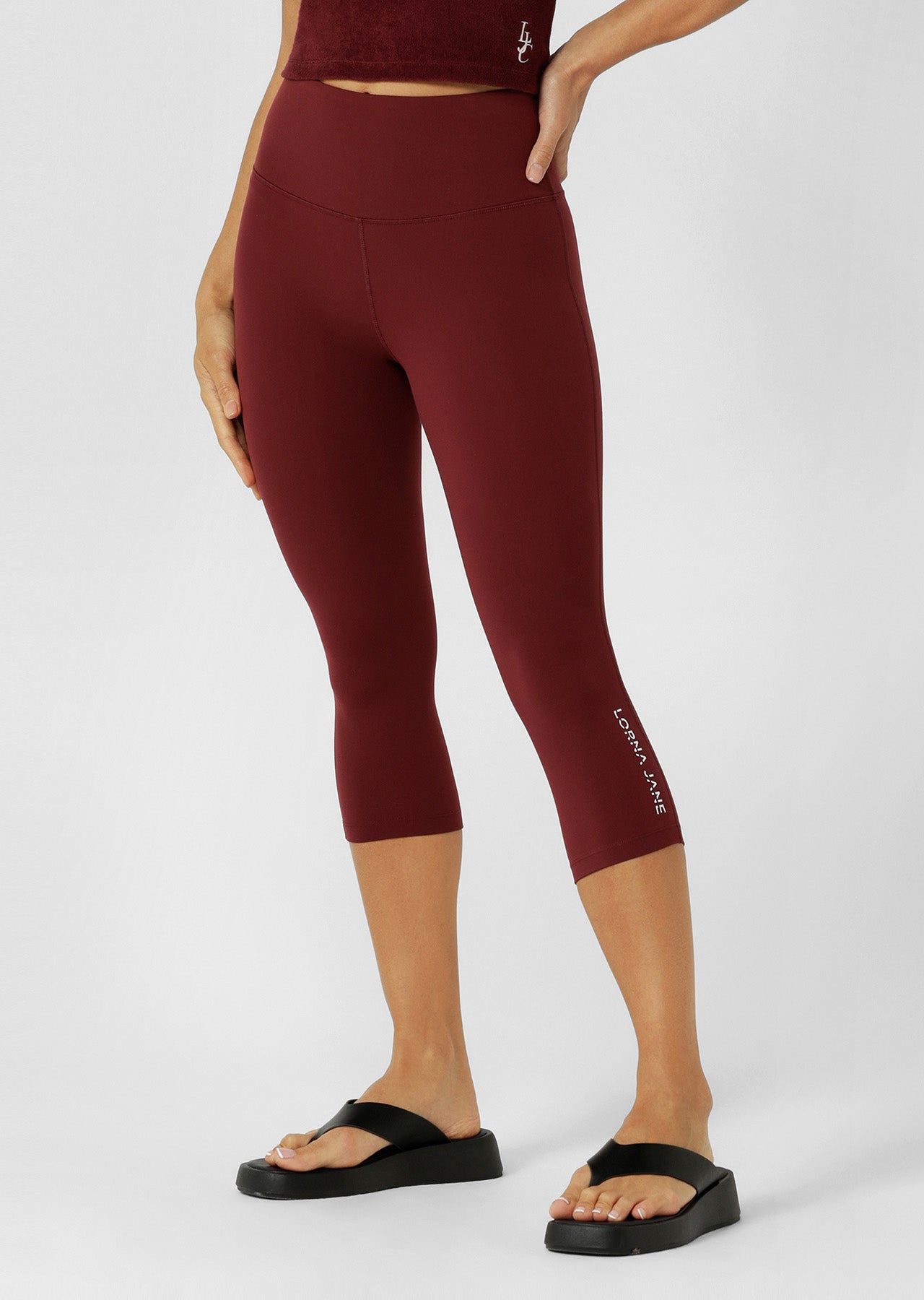Lorna Jane Lotus No Chafe Phone Pocket 7/8 Leggings - Dark Ruby
