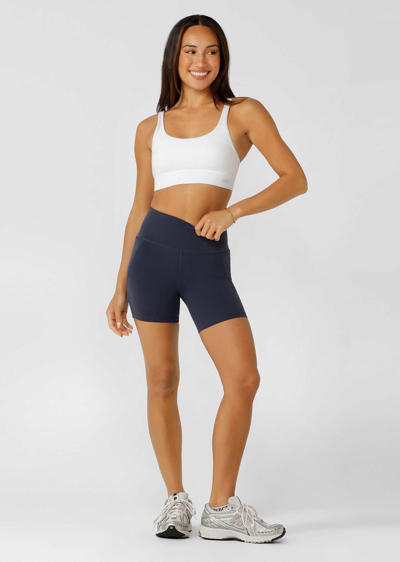 Lorna Jane Amy No Chafe Phone Pocket 14cm Bike Shorts - Platinum Navy