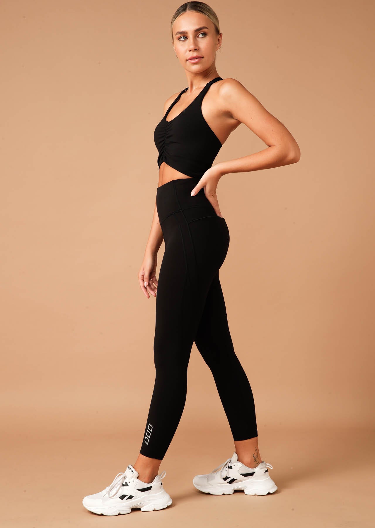 Lorna Jane Smooth Booty Support Ankle Biter Leggings - Black