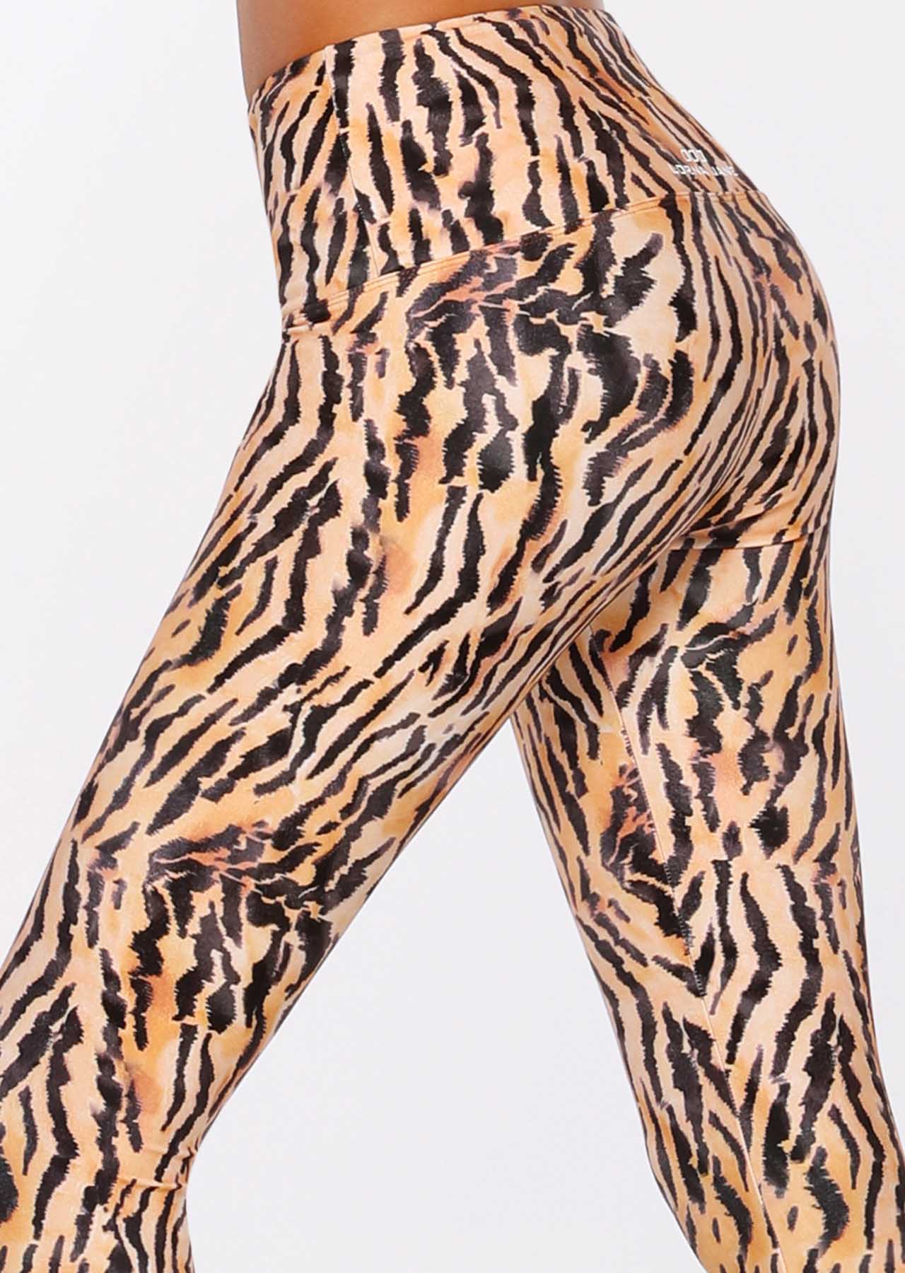 Lorna Jane Animalistic Core Ankle Biter Tight - Animalistic Print