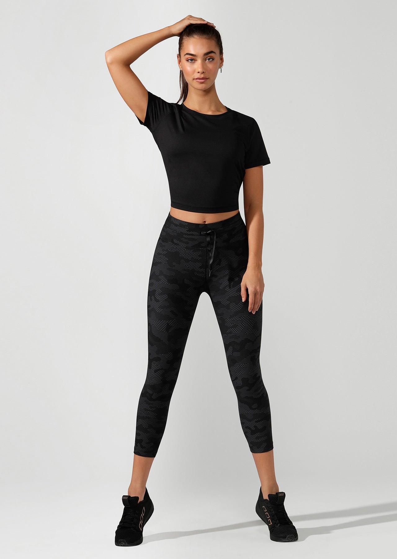 Lorna Jane Breeze Cropped Active Tee - Black